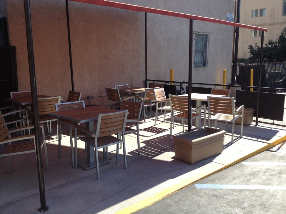 Robeks Fresh Juices & Smoothies 6848 W Sunset Blvd Los Angeles