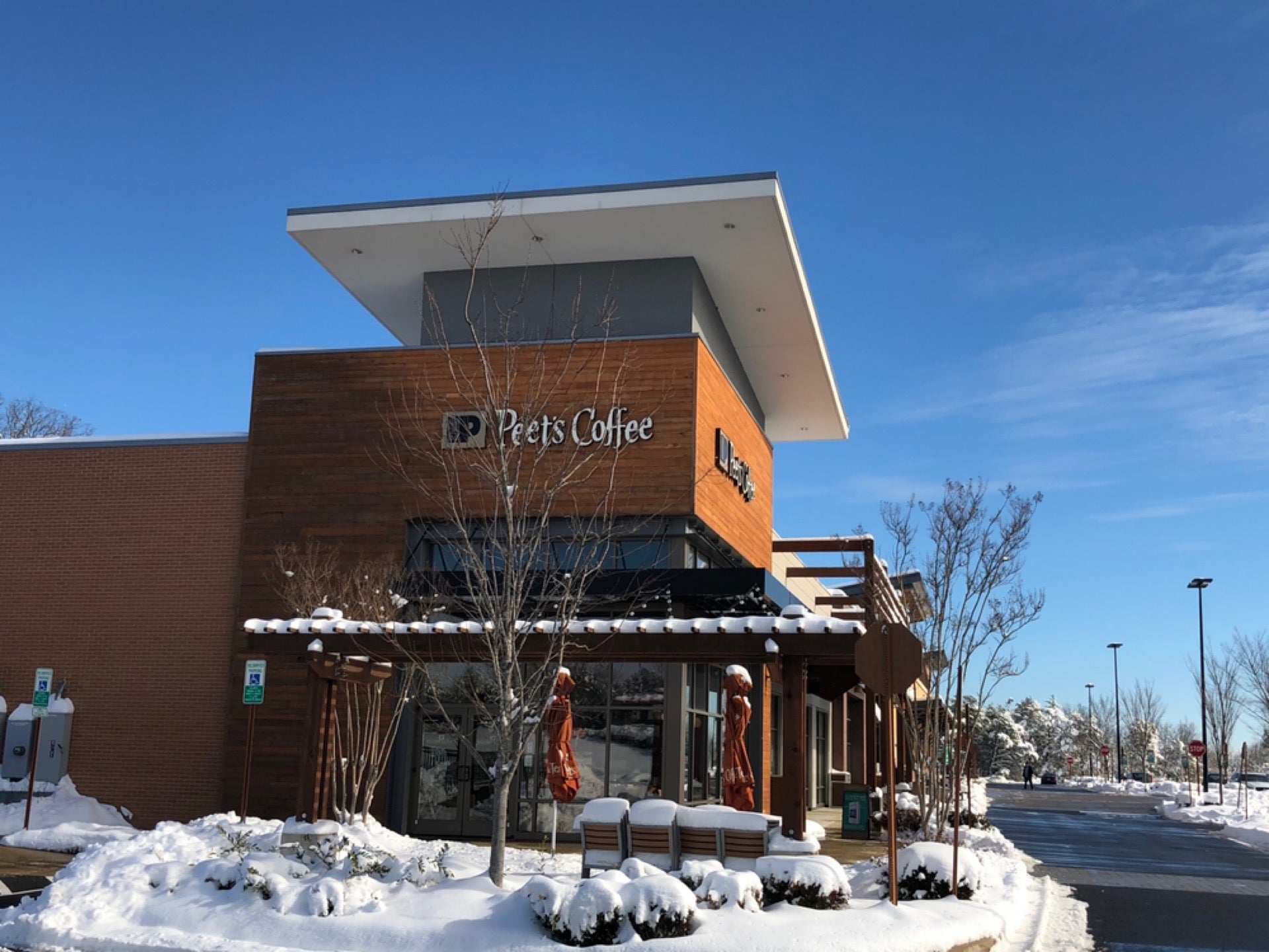 Peet's Coffee & Tea