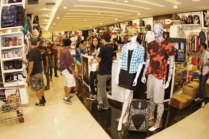 Planet Surf Plaza Medan Fair Lt. 2 Medan