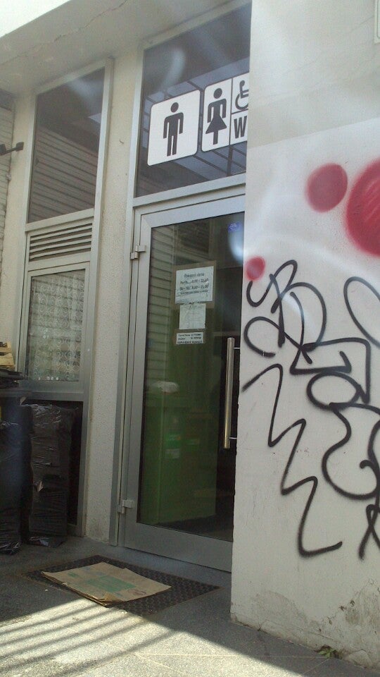 Veřejné WC - CZ - photo 1 showing the facility