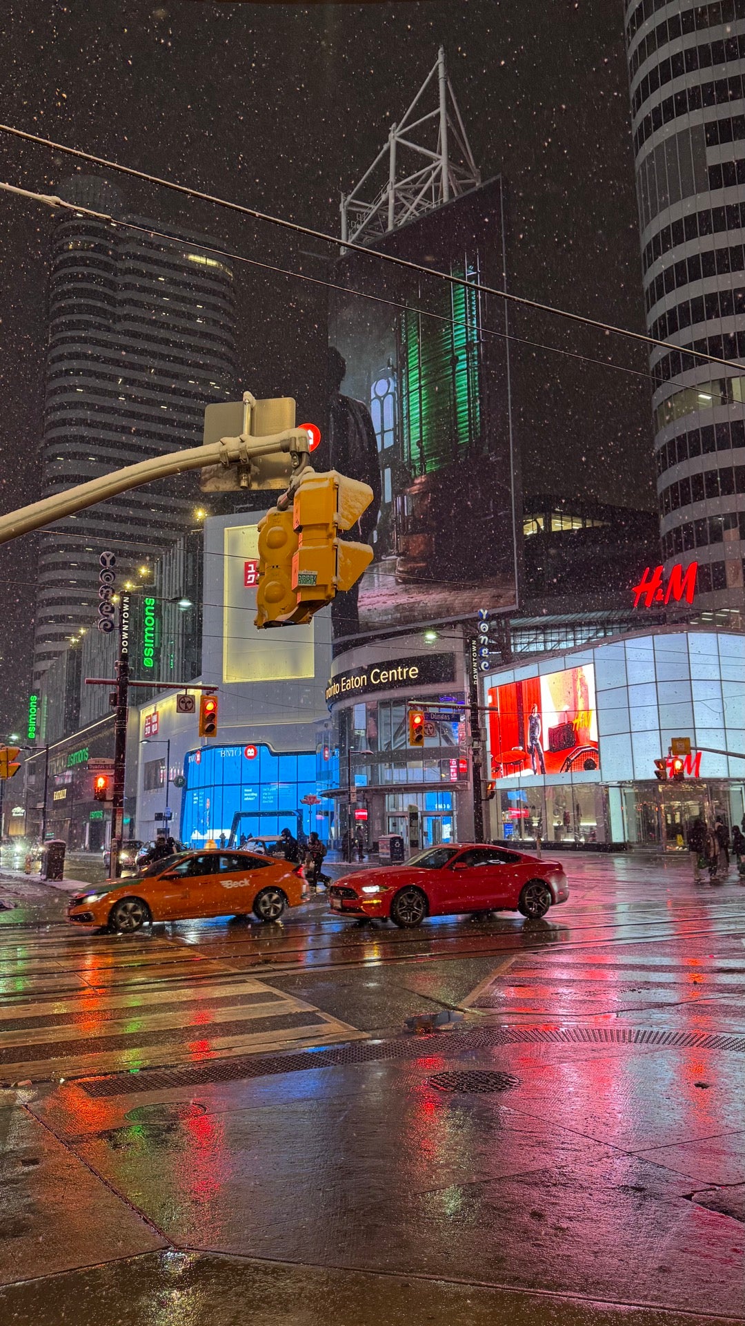 Yonge-Dundas Square