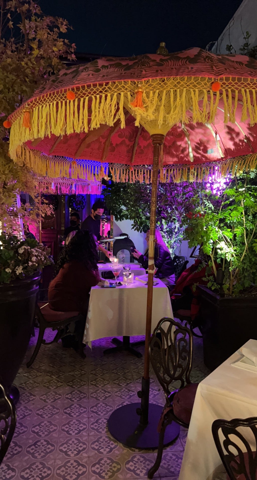 SUR Restaurant & Lounge cover photo