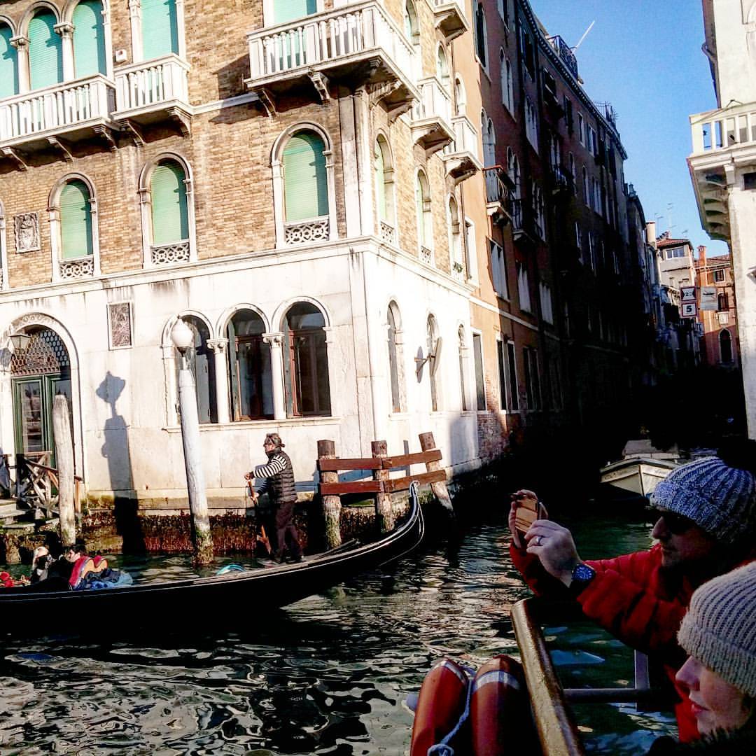 Rialto Bridge cam on Venice Empire