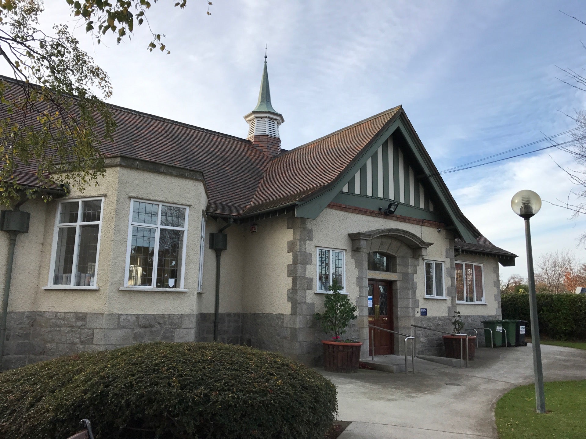 Cabinteely Library 2