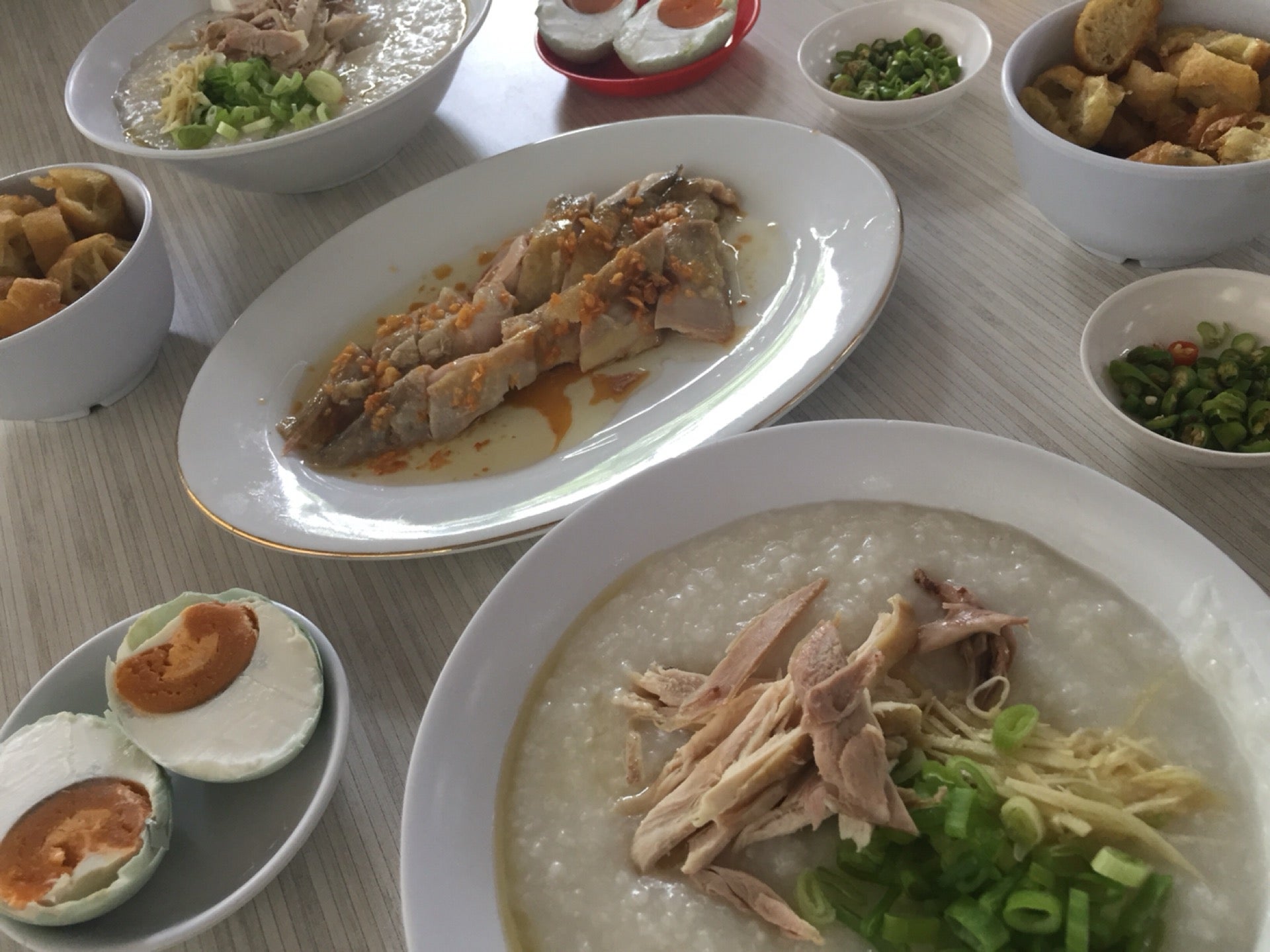 Sanki Bubur & Chinese Food Jl. Prof. Joko Sutono No. 17 Jakarta