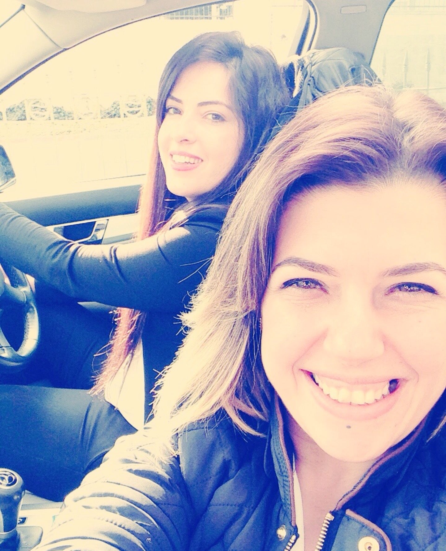 Yankı Gsm Amsterdam Şubesi Logo