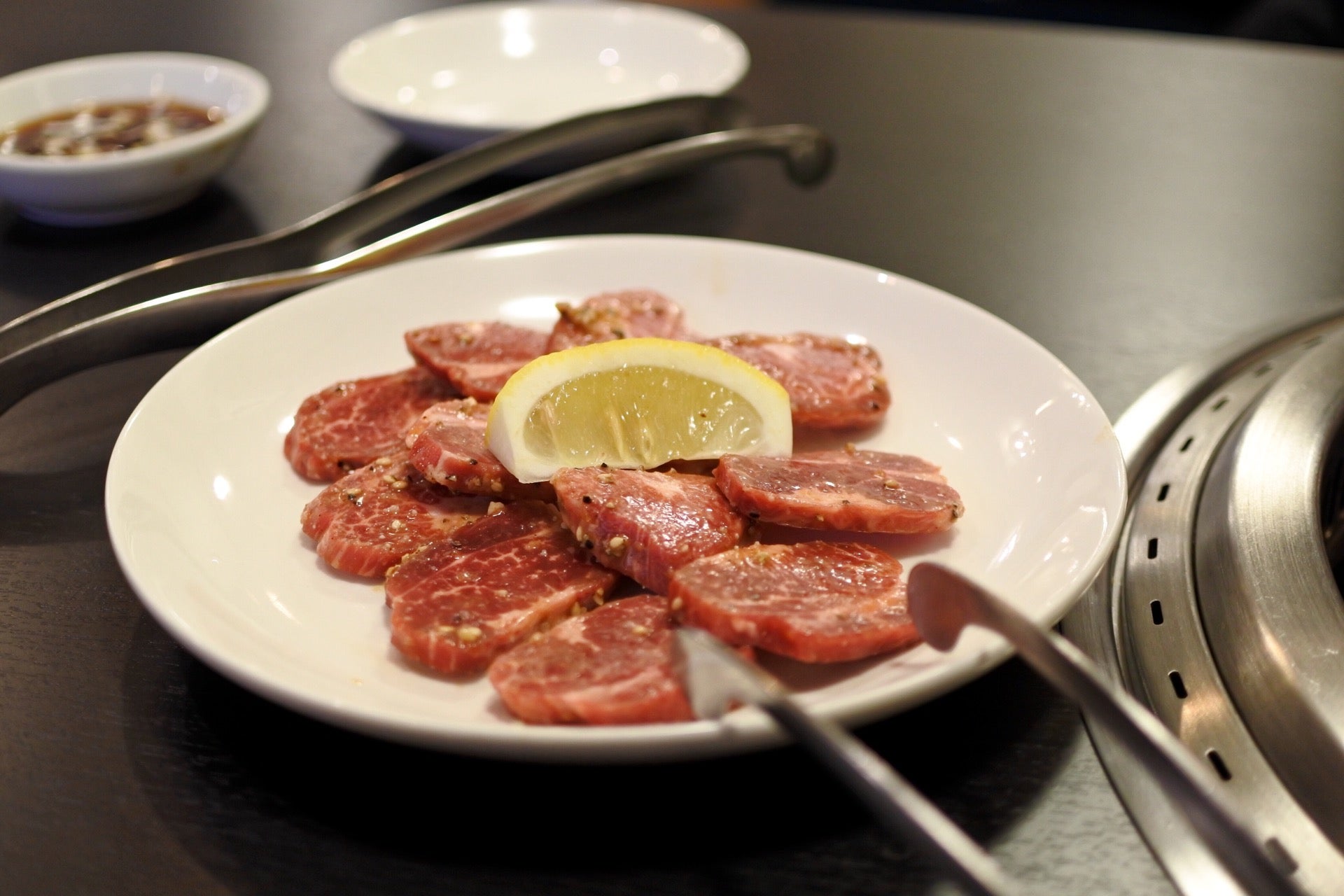 焼肉眞珠園 Logo