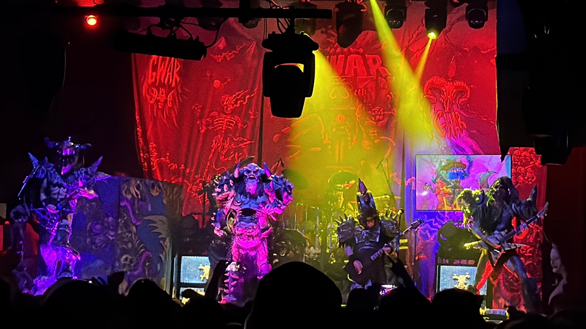 The Masquerade  - Altar