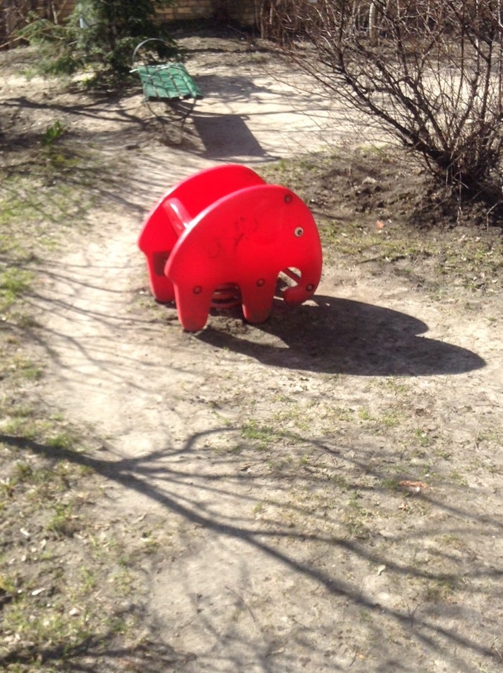 Памятник " Lsd " Logo