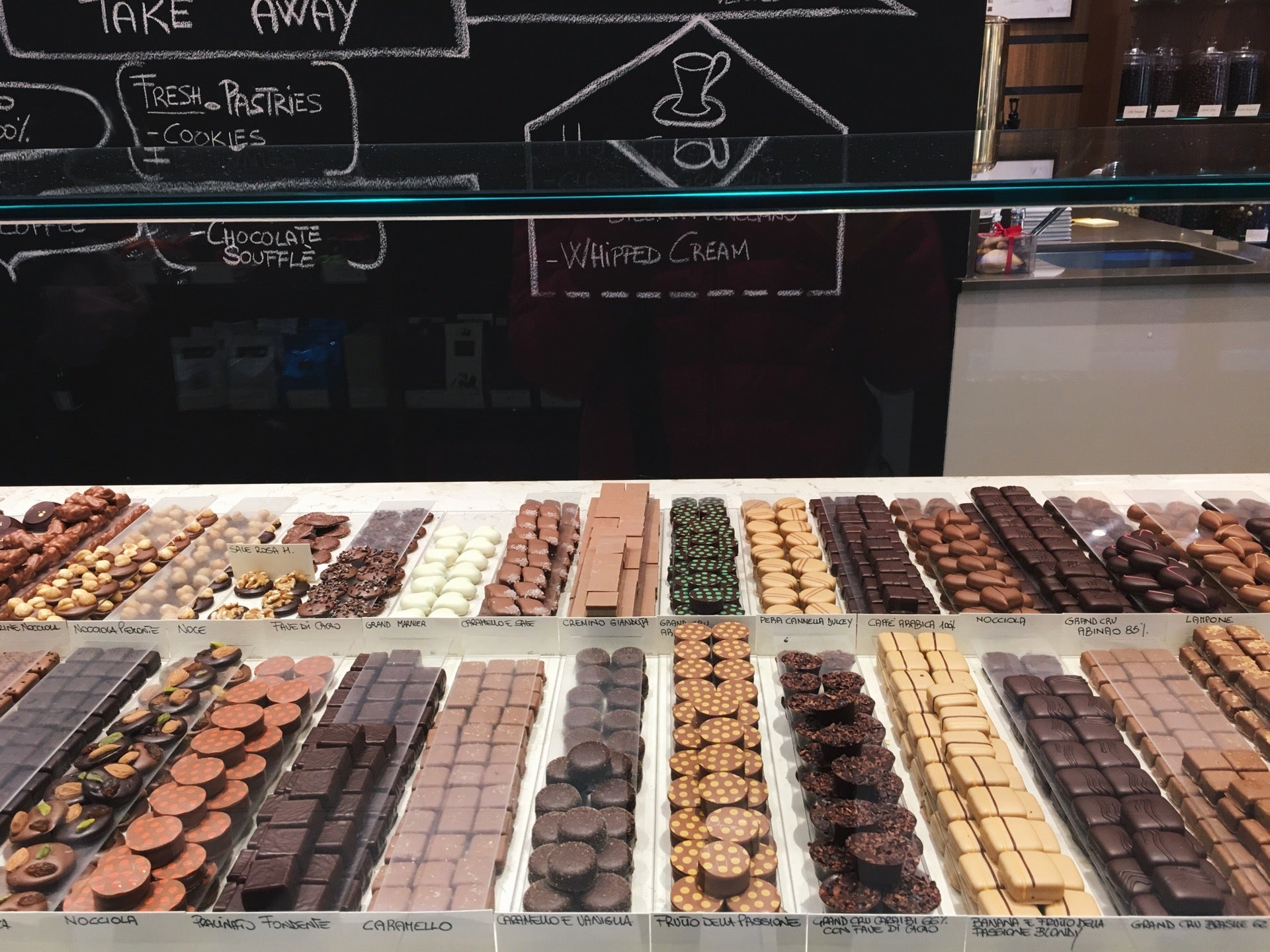 Viziovirtu Chocolate Shop on Venice Empire