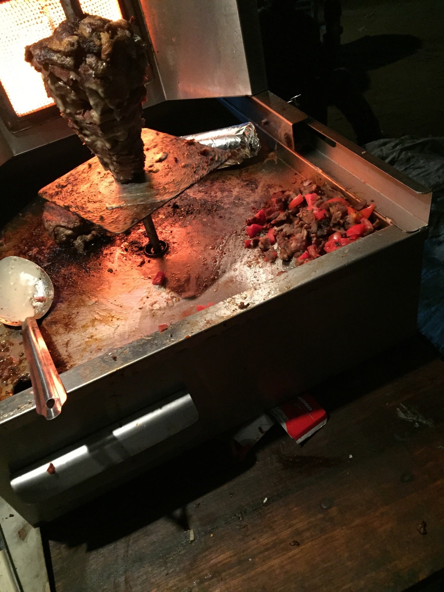 Mami Put Beside Bicec