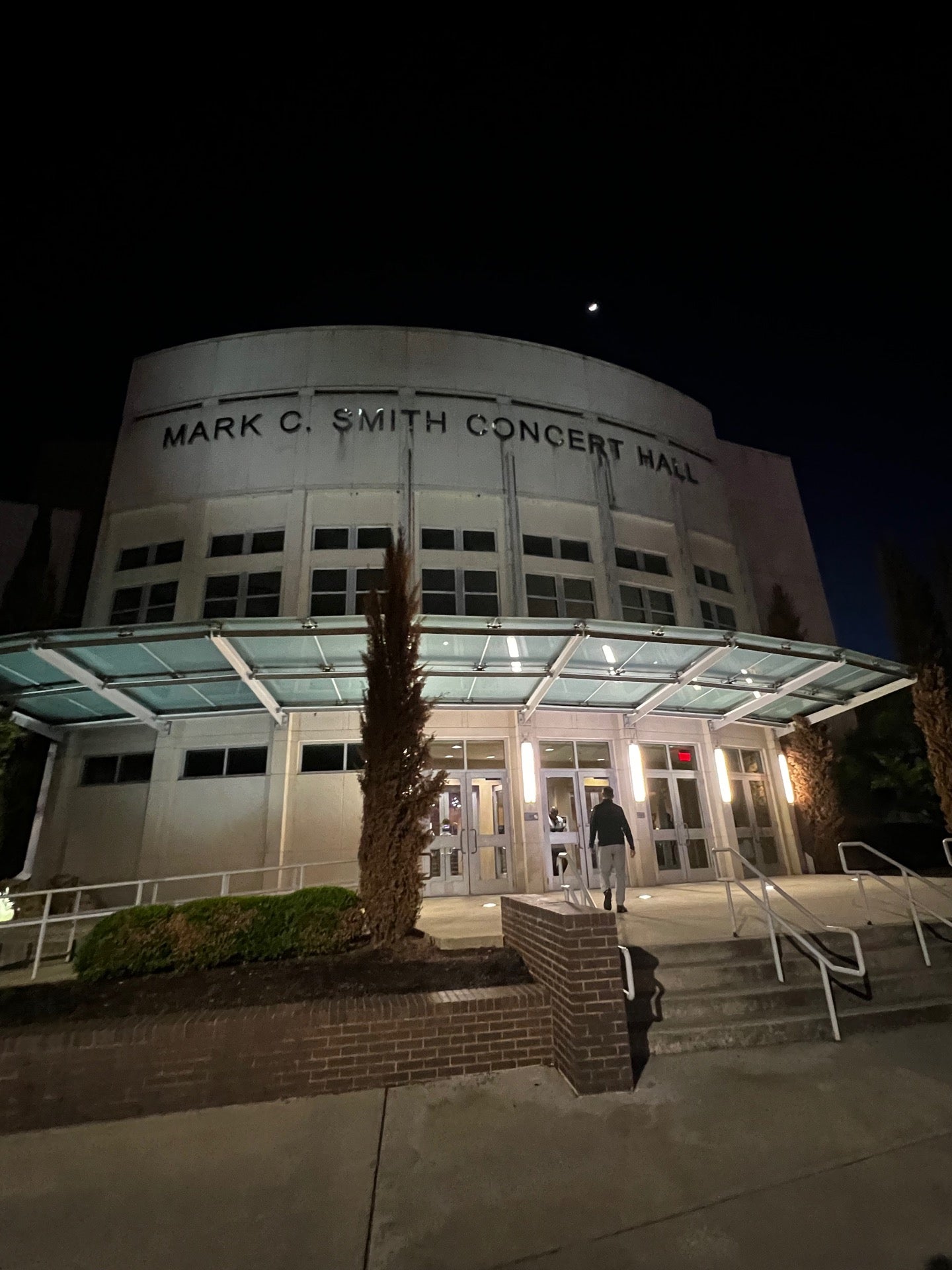 VBC Mark C Smith Concert Hall (jZAke6)