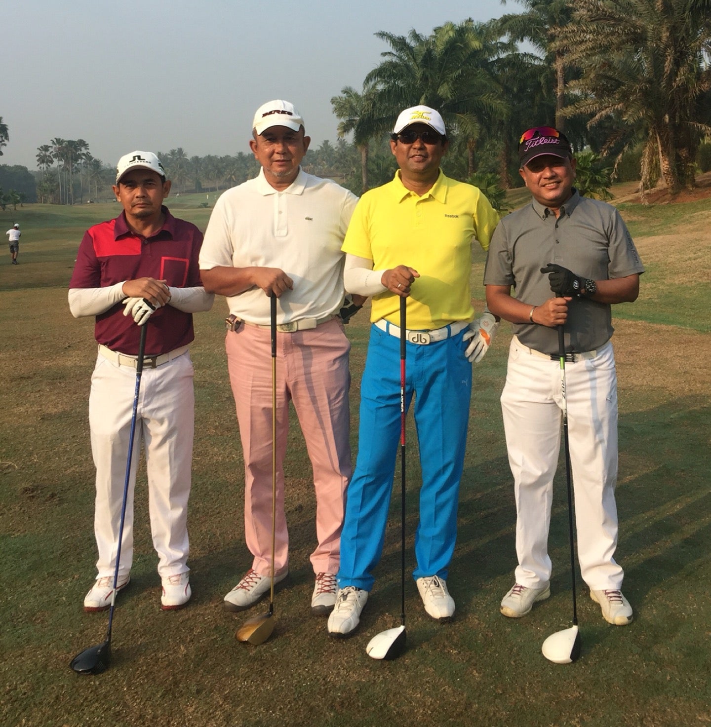 Emeralda Golf Club Desa Tapos Depok