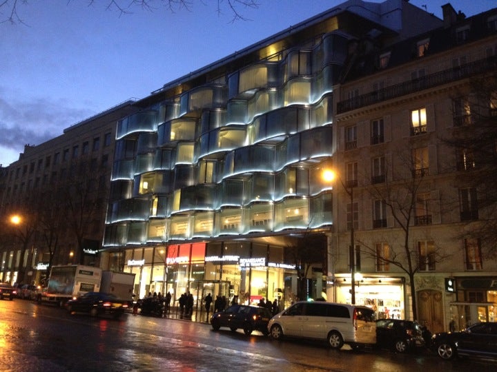 Renaissance Paris Arc de Triomphe Hotel