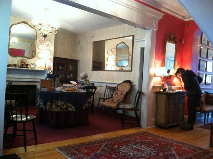 Mary Prentiss Inn