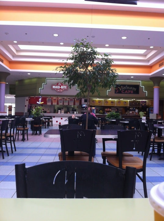 Merle Hay Mall Food Court