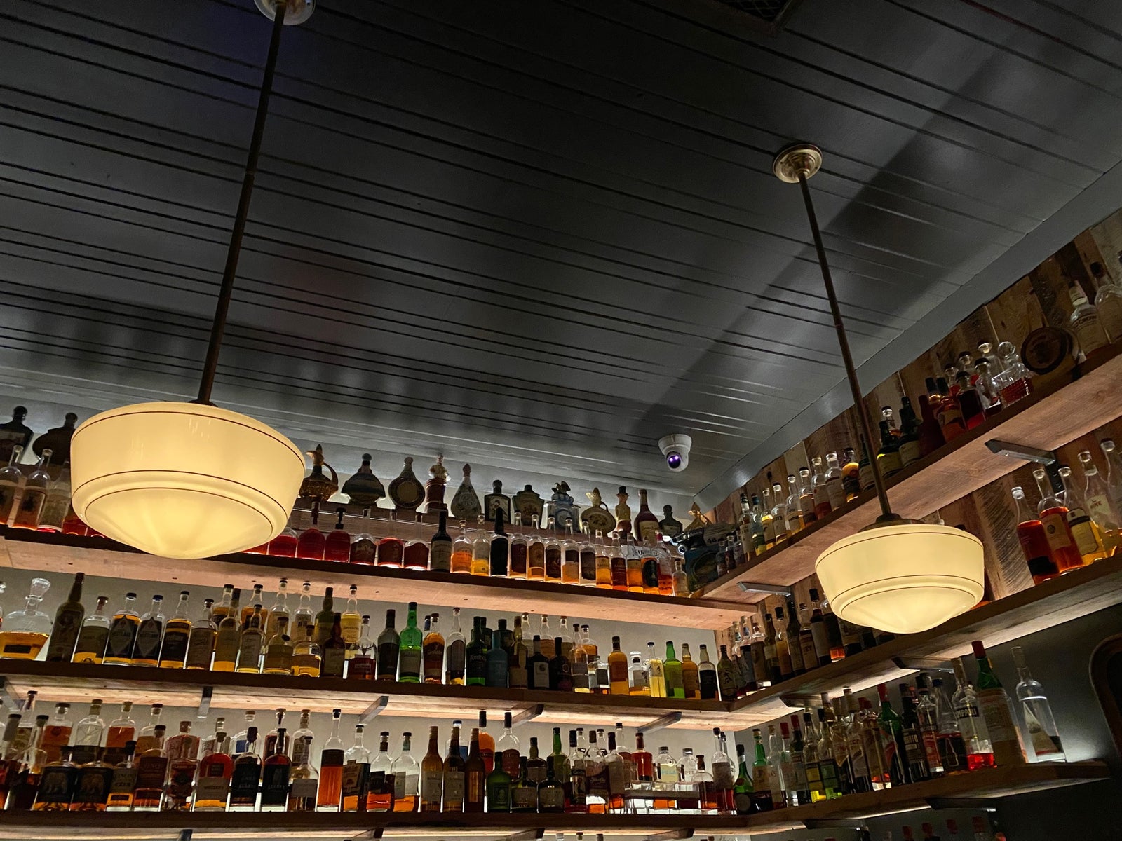 Mario & Johns tavern