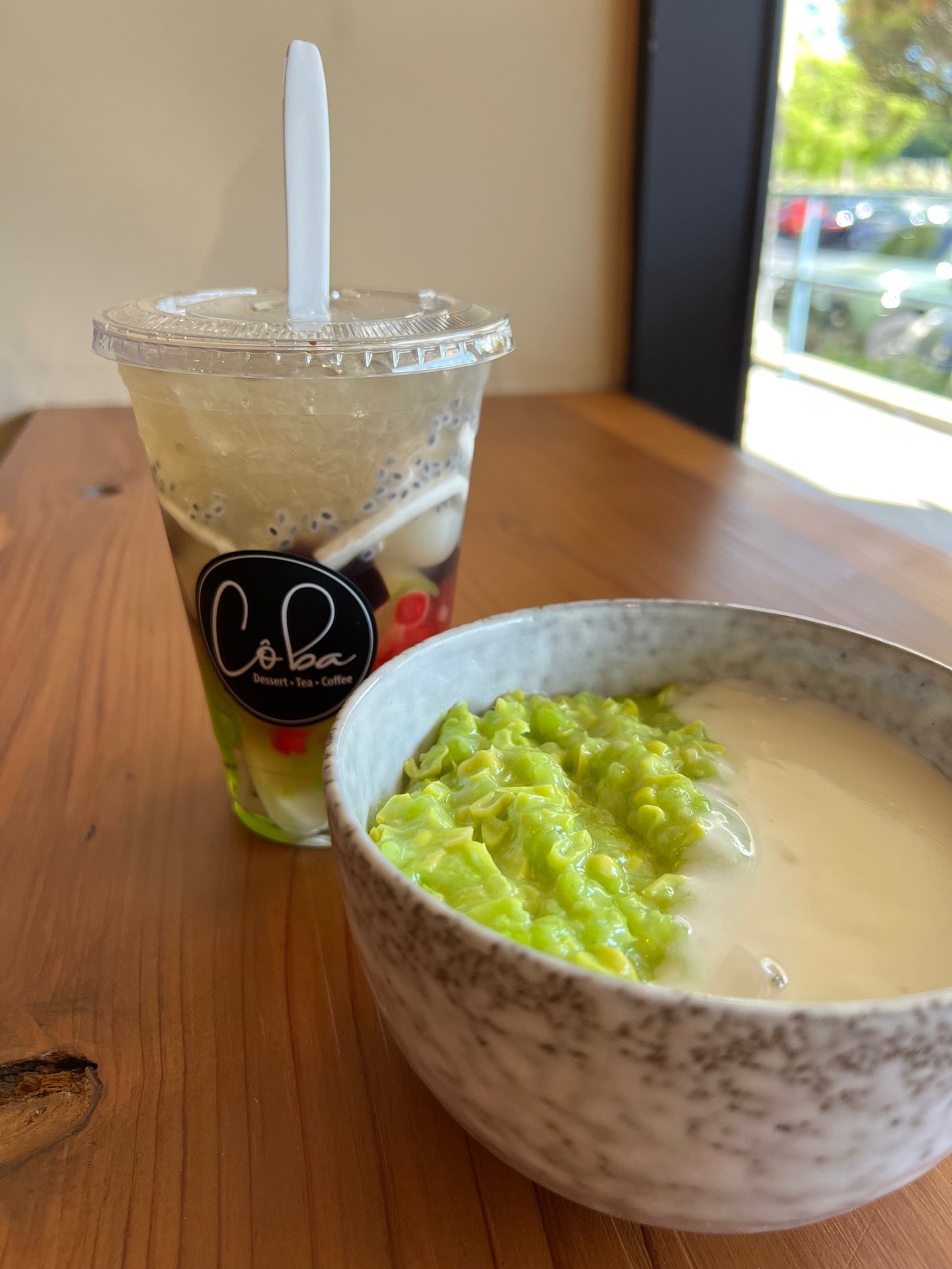 Co Ba Dessert, Tea & Coffee