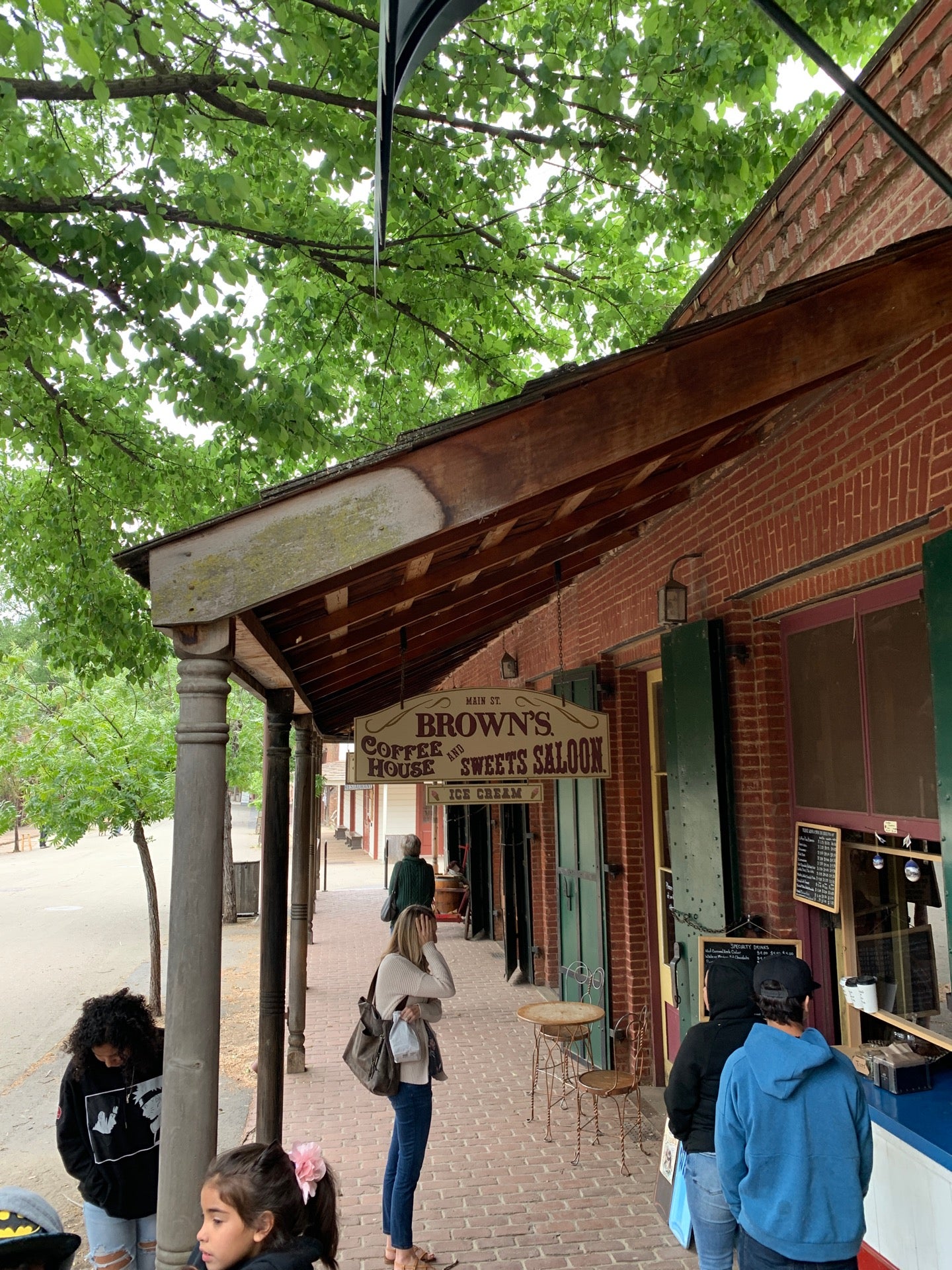 Brown's Coffee House & Sweets Saloon