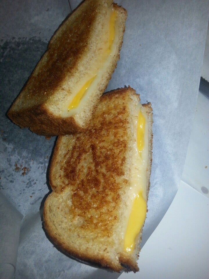Sportsman's Deli
