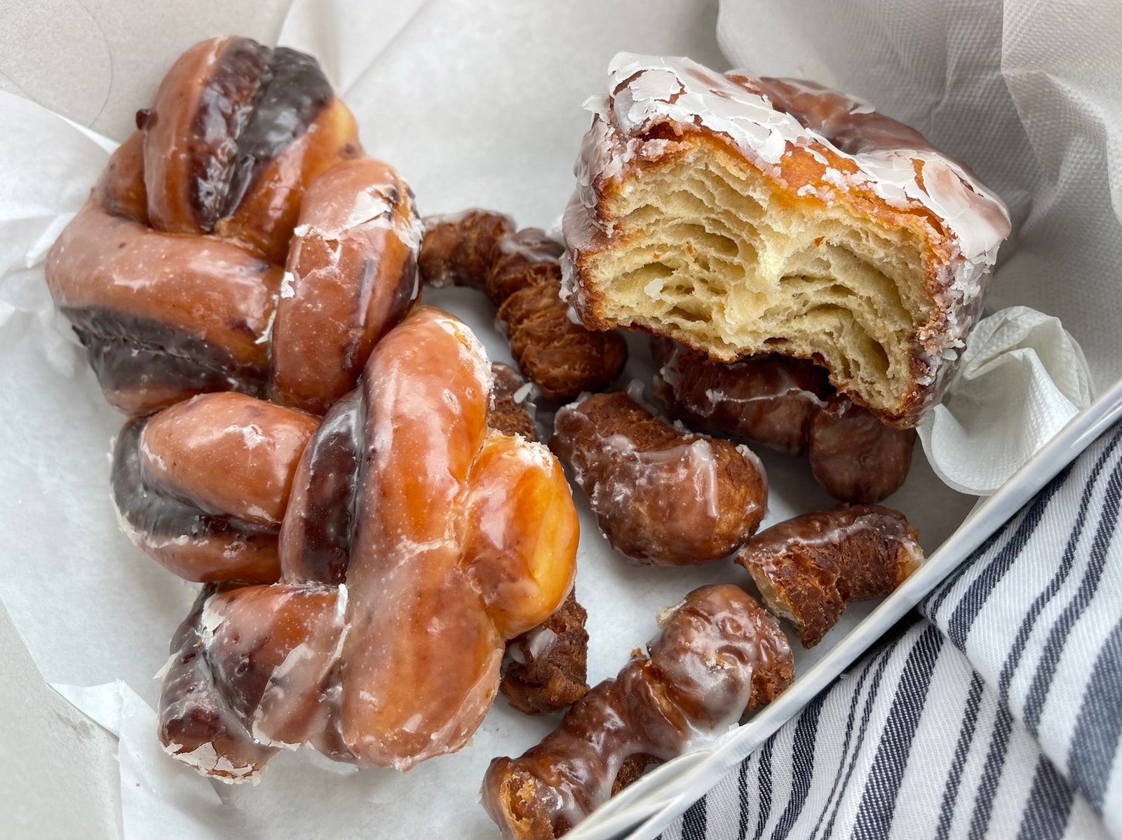 DK's Donuts