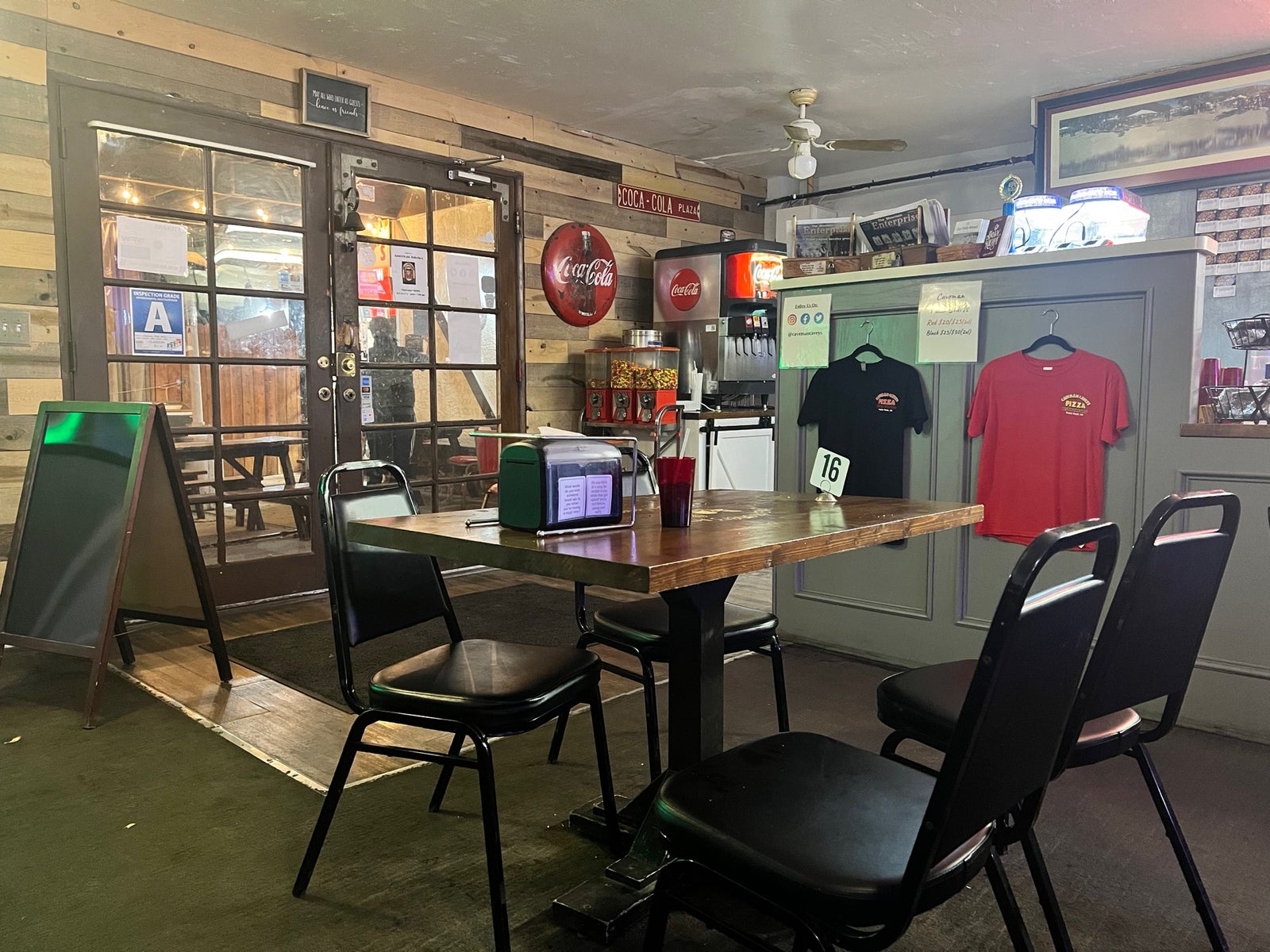 Sue's Tavern