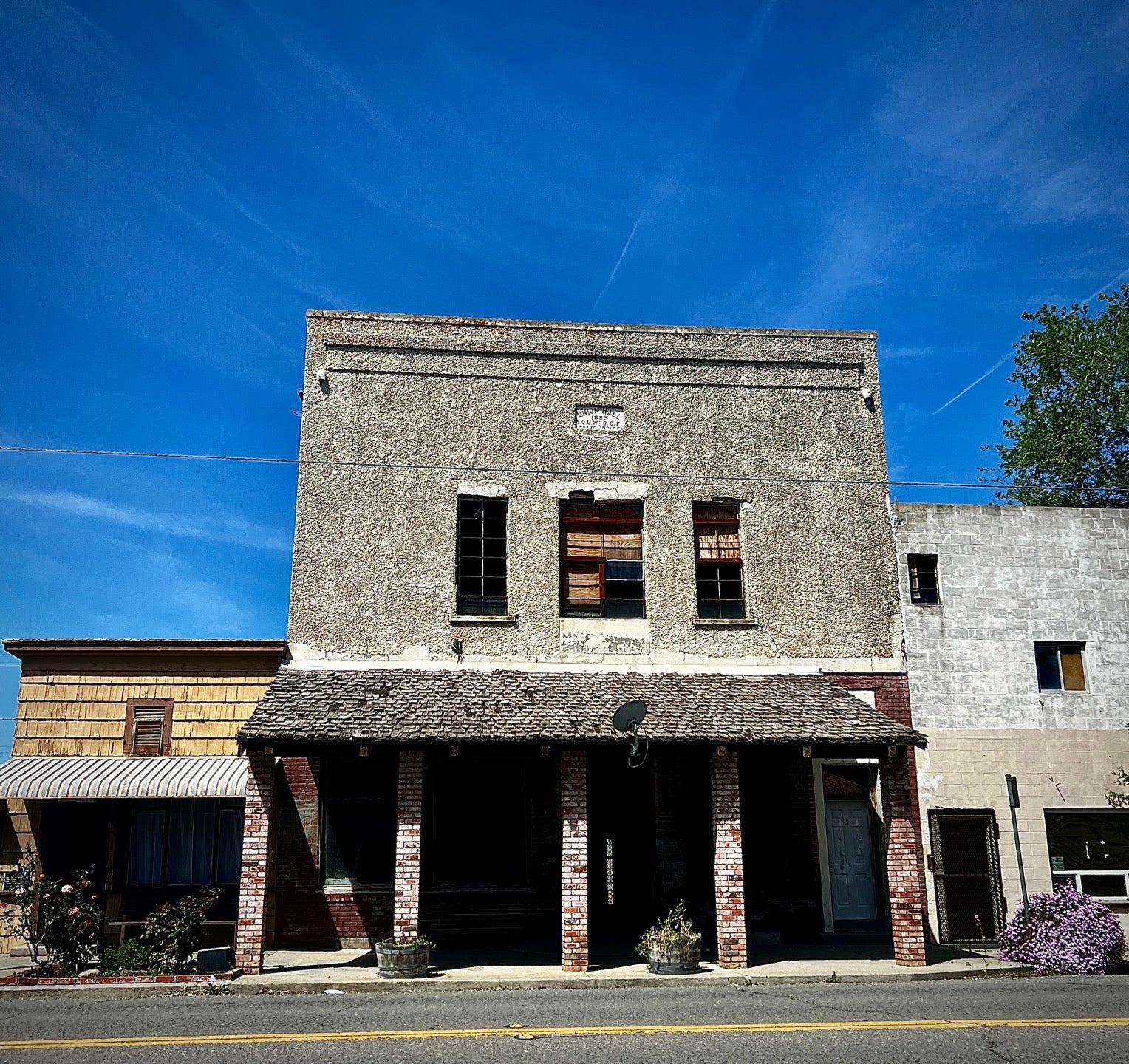 Old Maxwell Saloon