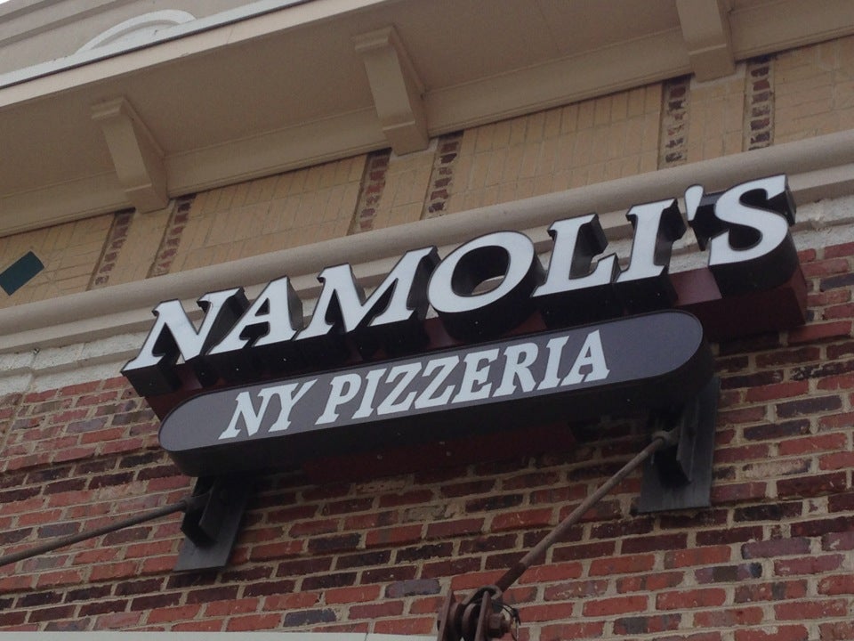 Namoli's NY Pizzeria