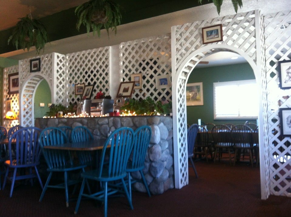 Twins Valley Bar & Grill