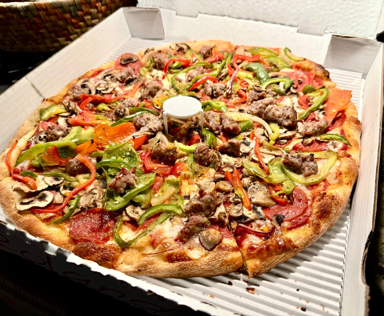 Toto's Pizzeria & Restaurant