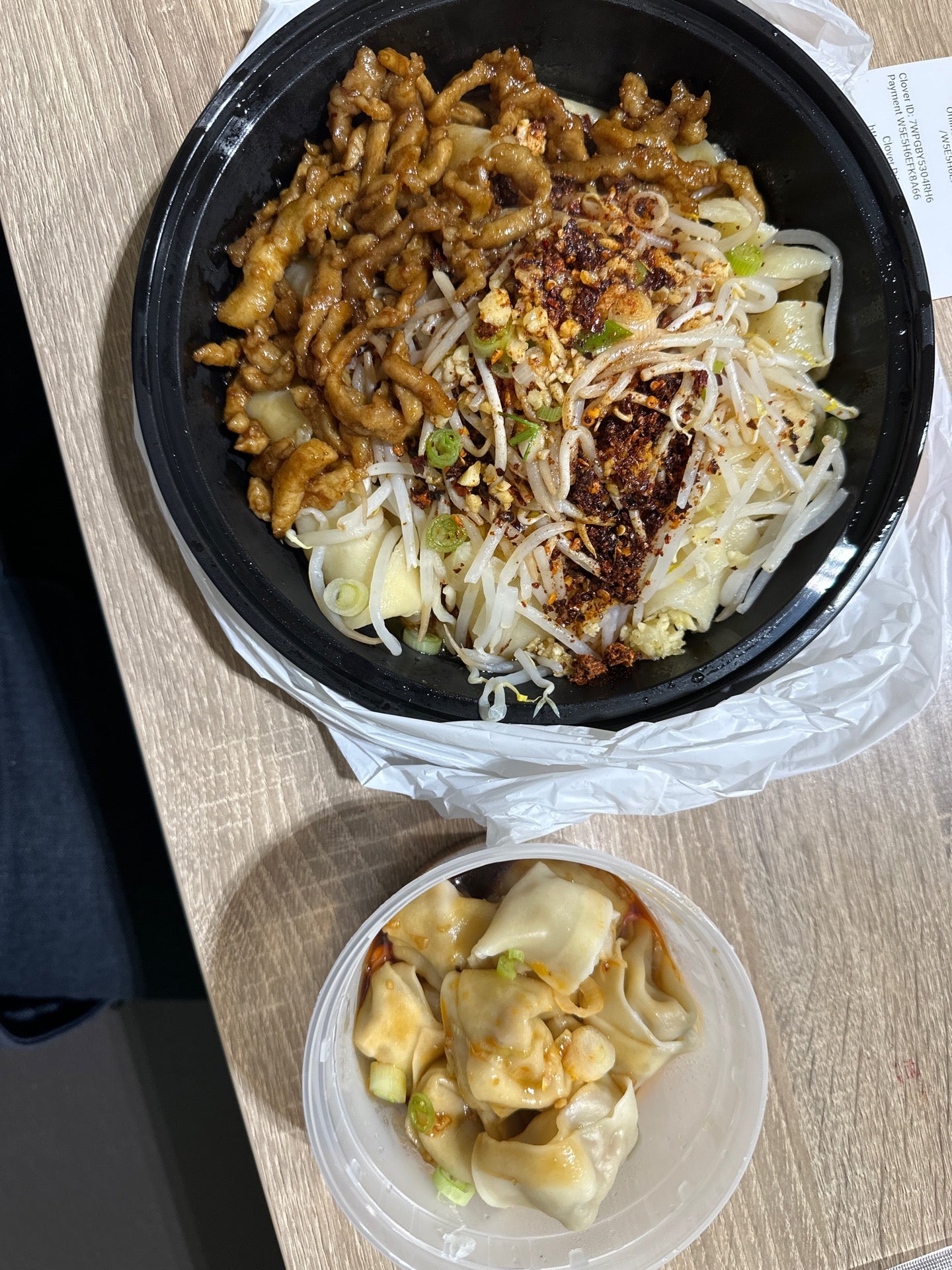 Mom Wong Kitchen