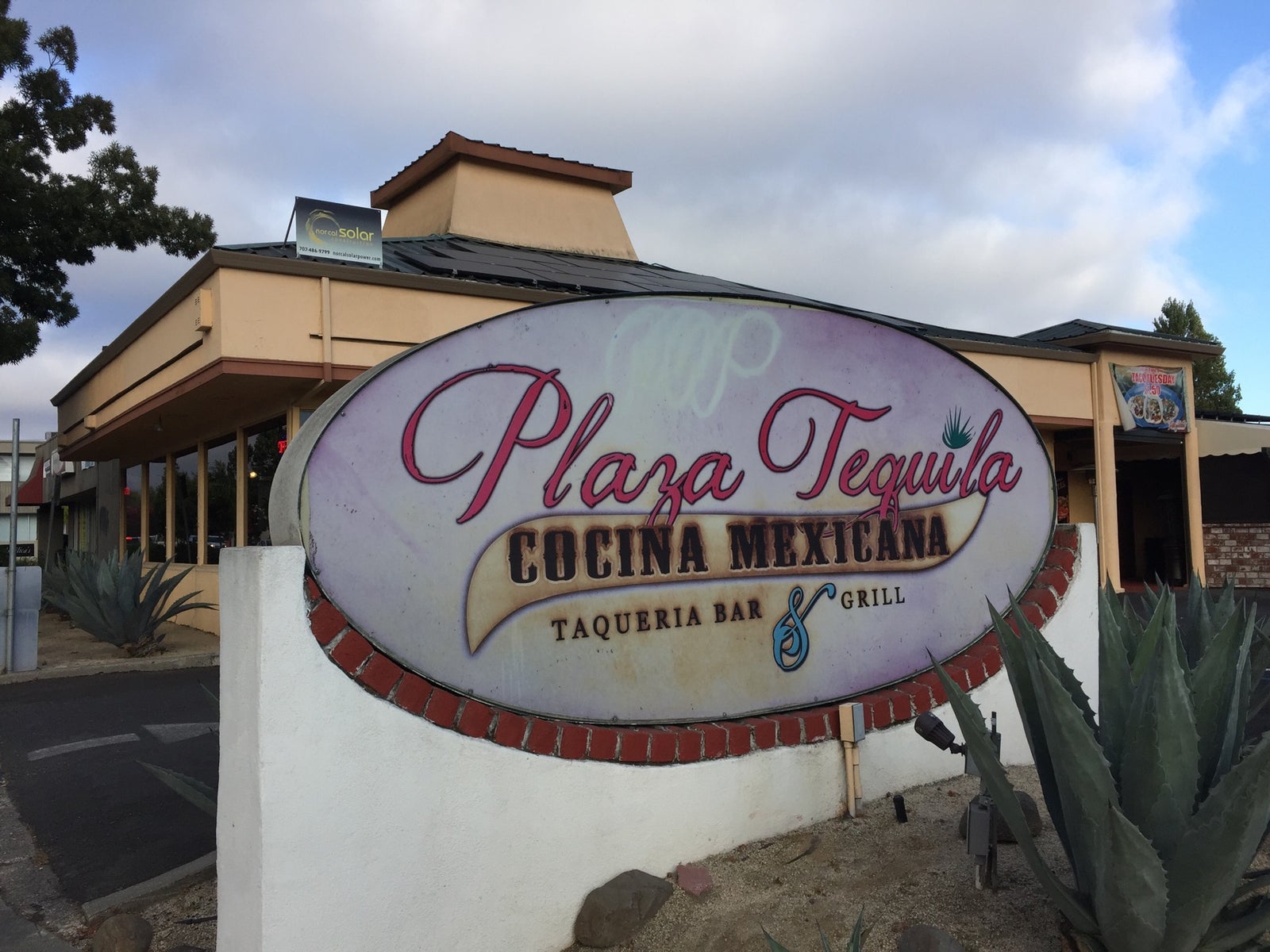 Plaza Tequila Taqueira Bar & Grill