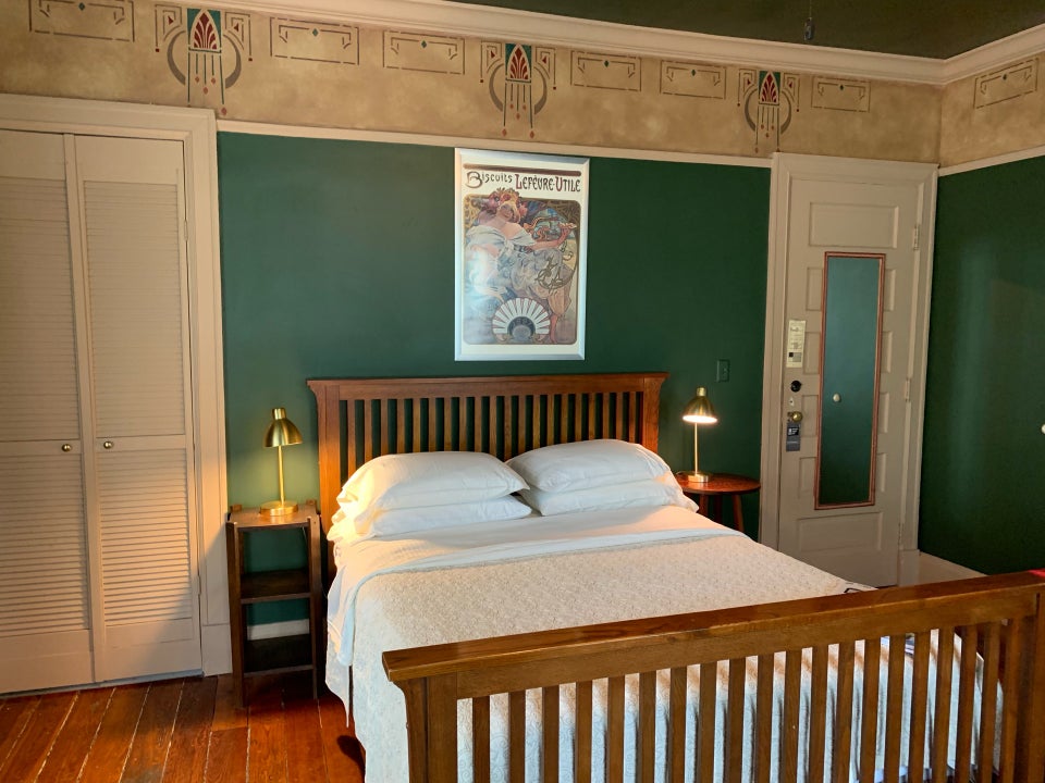 The Stone Soup Inn reviews, photos Old Northside Indianapolis