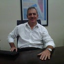 Néstor David López