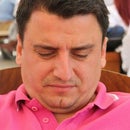 Ali R Karaöz