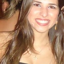 Camila Mendes
