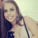 Júlia Moraes